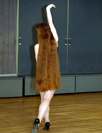 Nude amateurs with very long head hair