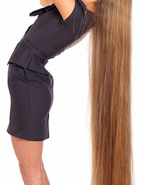 Teen modesl with long hair posing nude